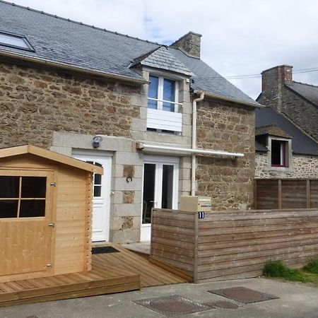 Gite Es Omnes Pleurtuit Exterior photo